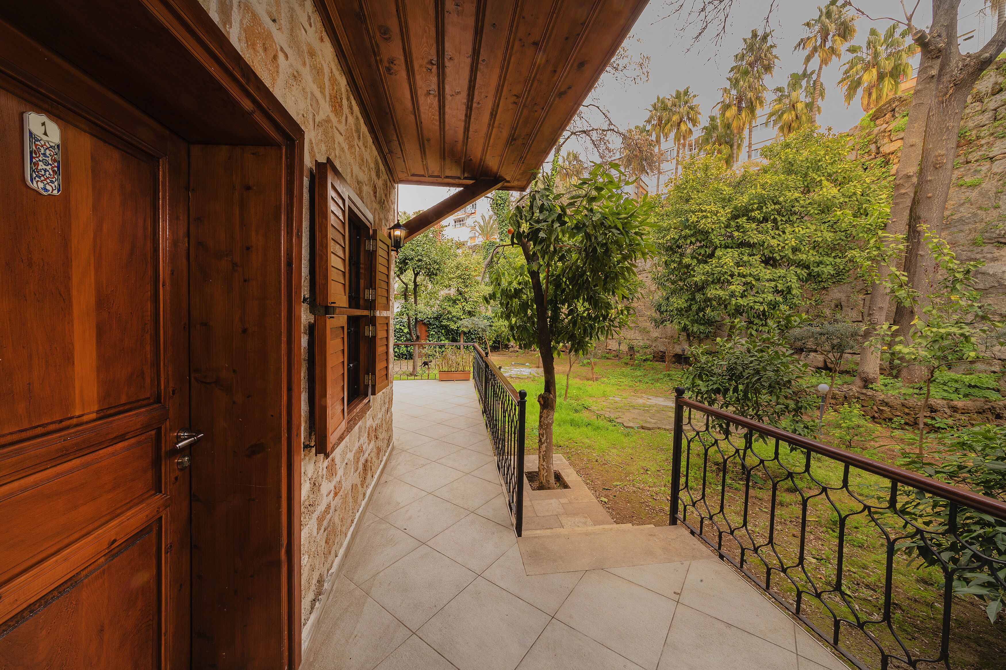 Zemira Garden Hotel