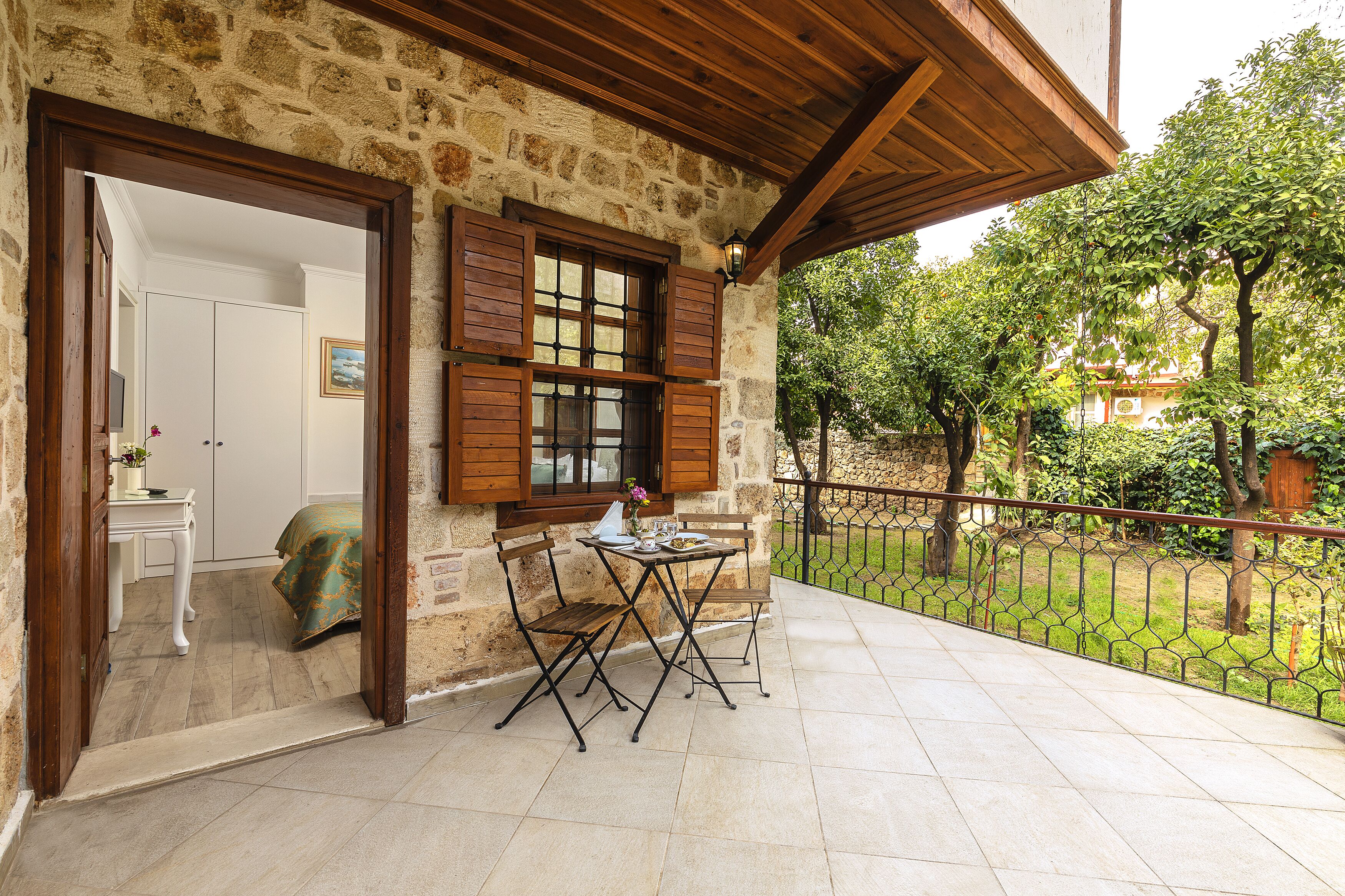 Zemira Garden Hotel