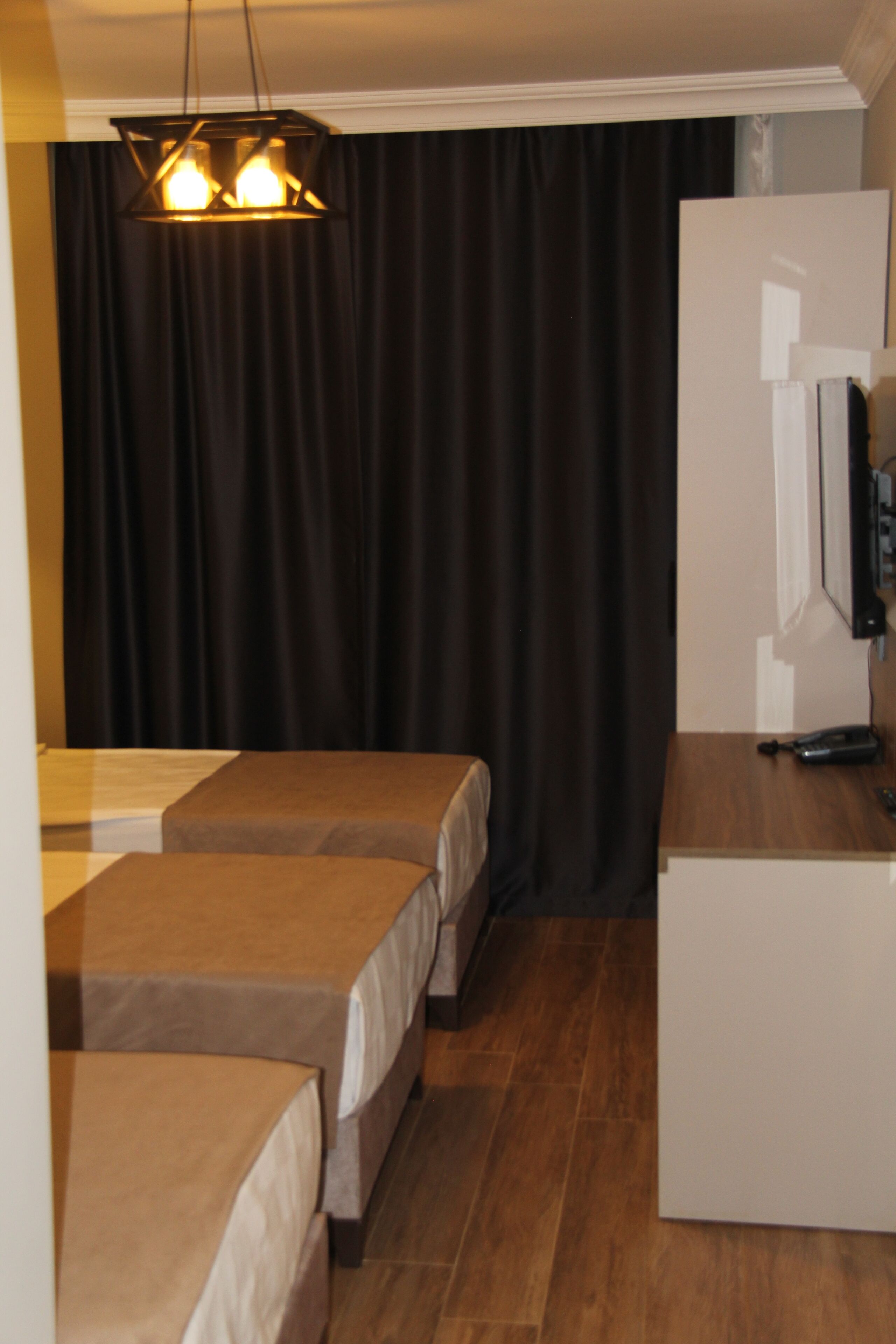 Zenia Otel