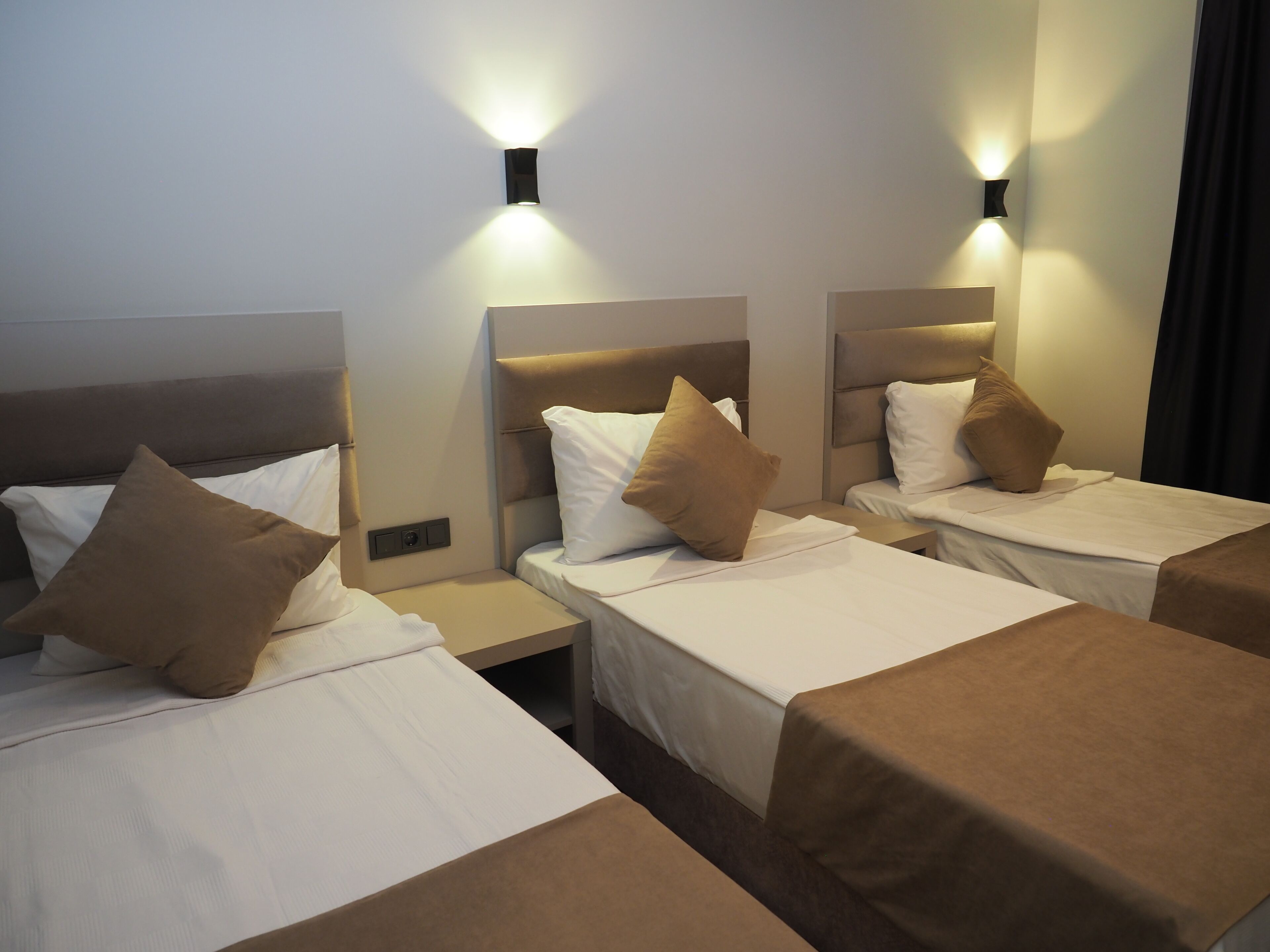 Zenia Otel
