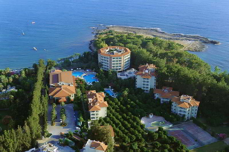 UTOPIA Resort & Residence