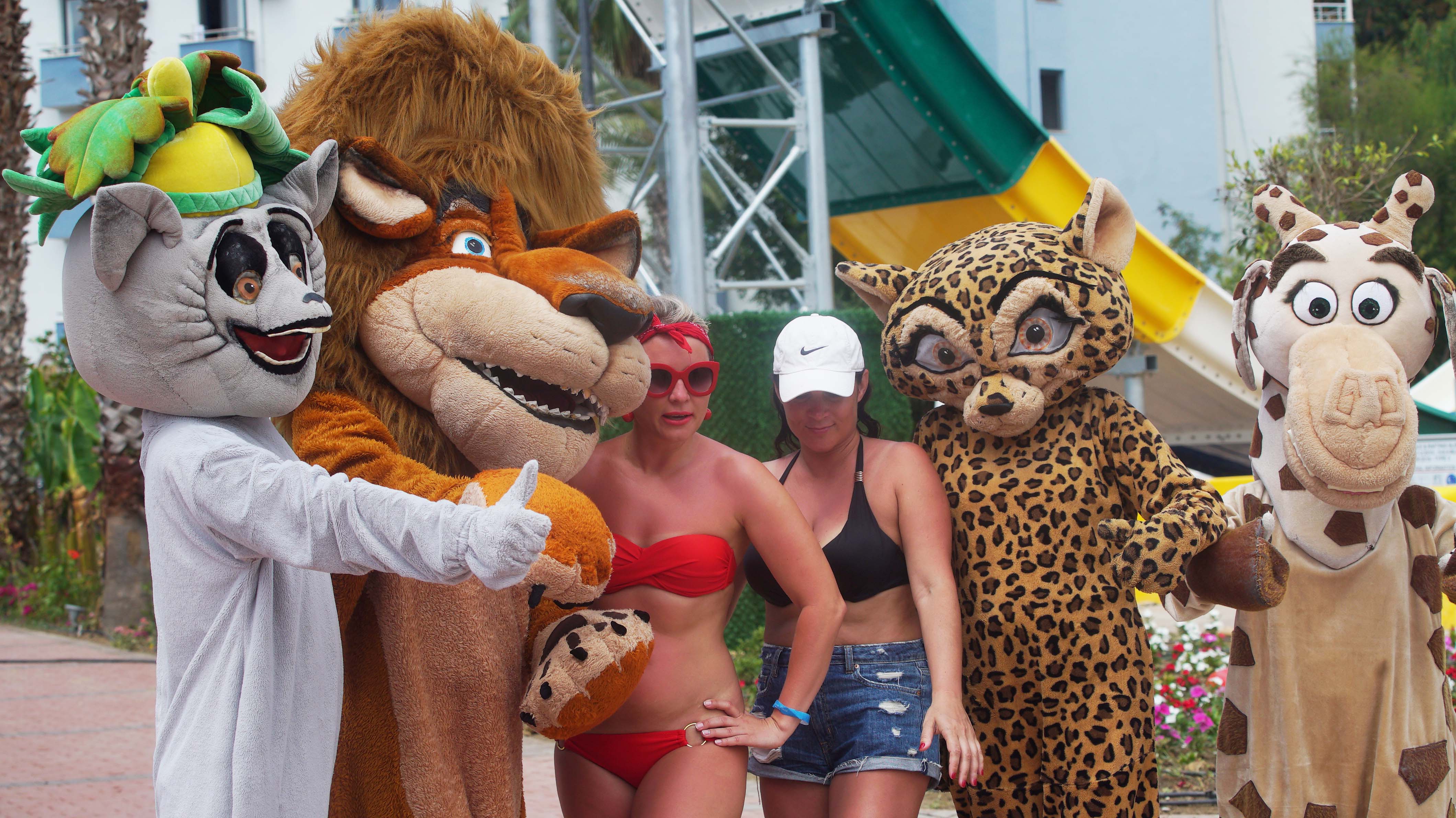 Club Aqua Plaza