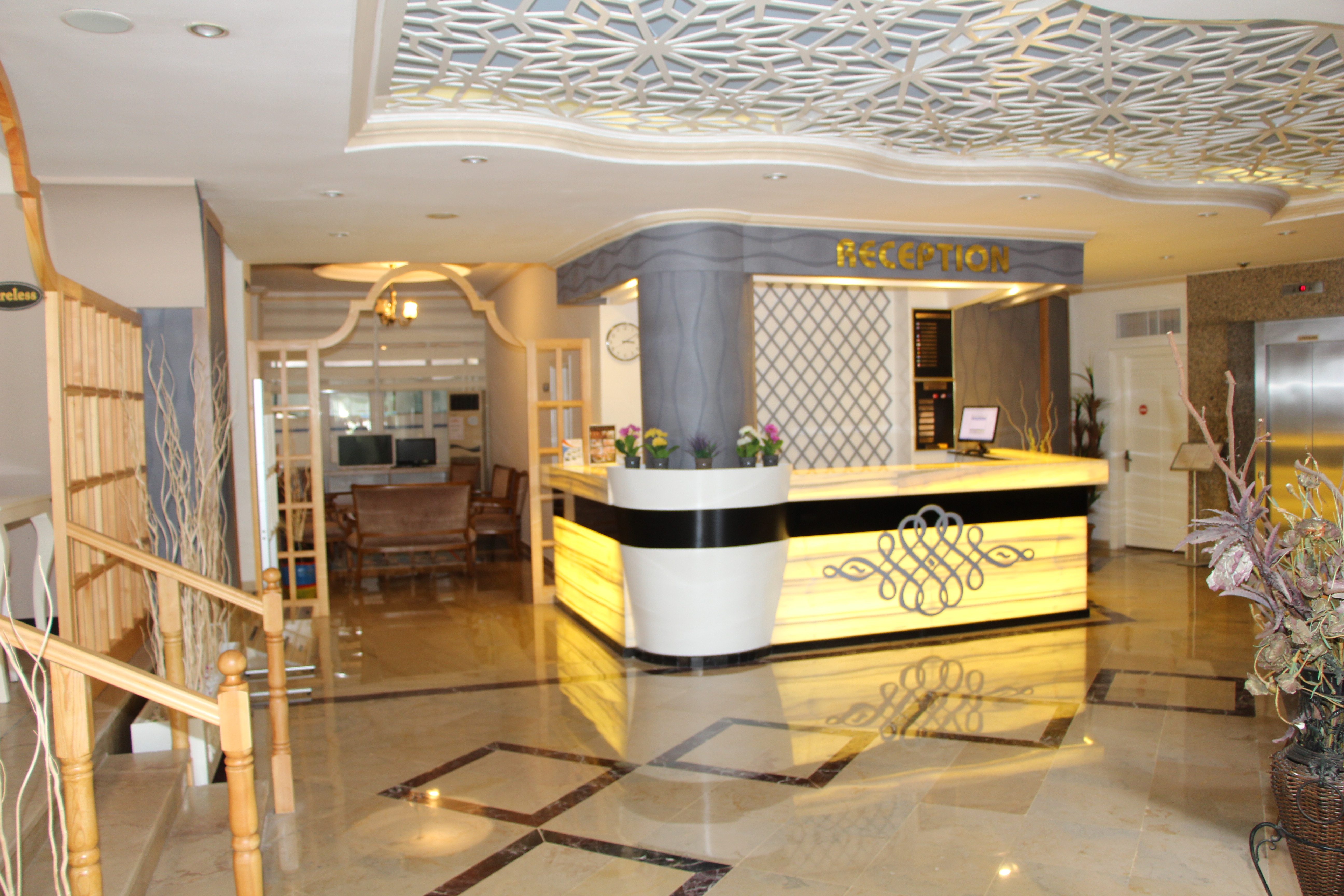 Ramira Beach Hotel