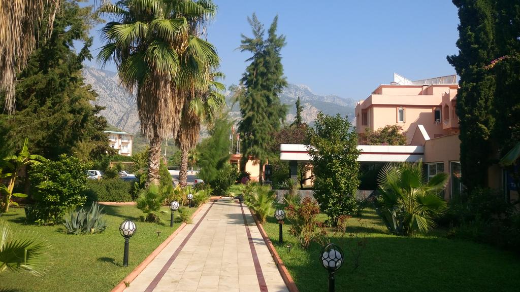 Anita Sunpark Beach Hotel