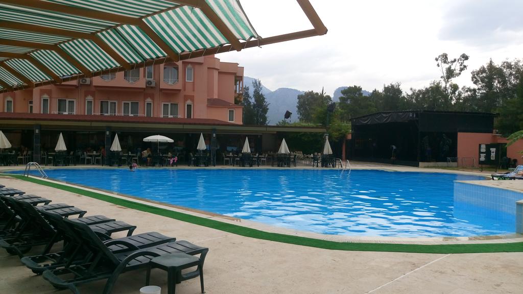 Anita Sunpark Beach Hotel