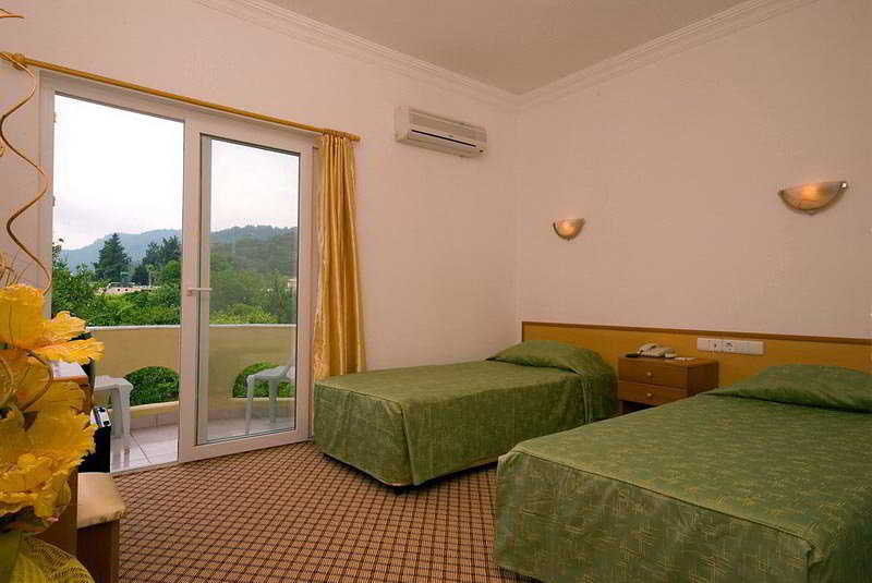 Transatlantik Beach Hotel