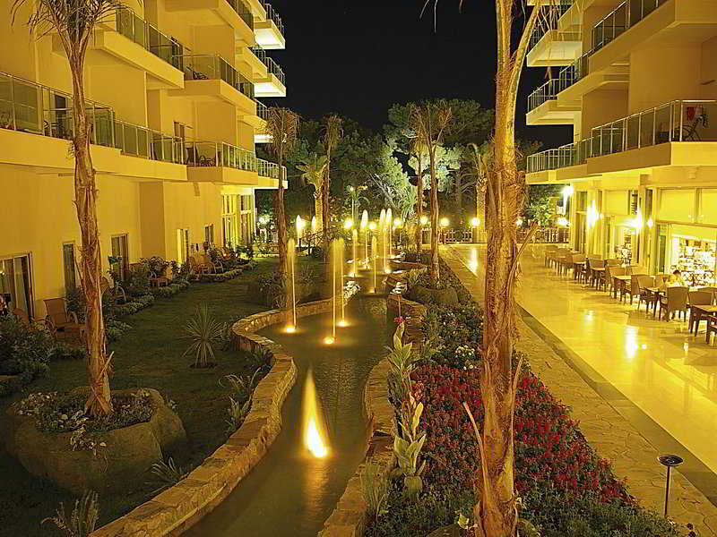 Grand Ring Hotel