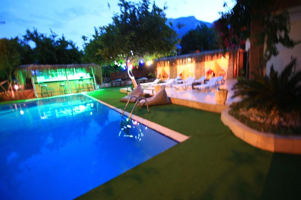 Gizli Koy Hotel