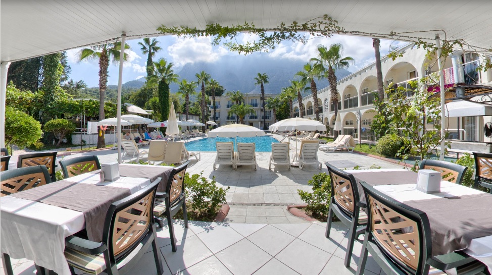 Hotel Golden Sun