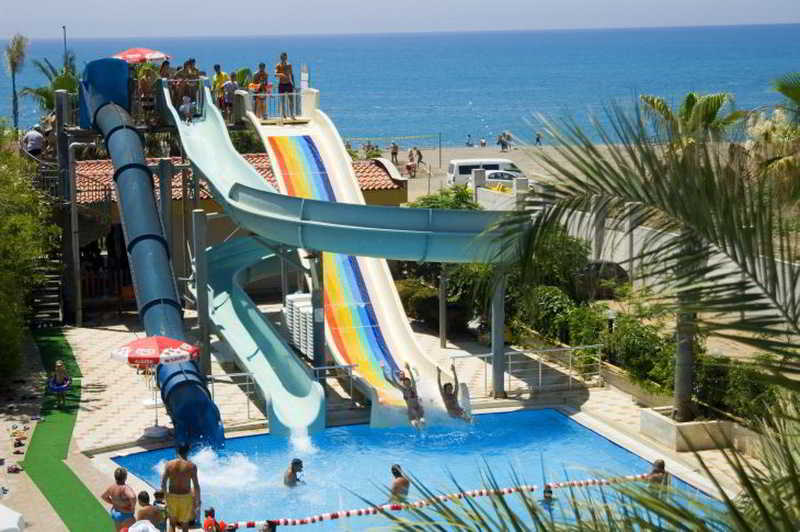 Aydinbey Famous Resort