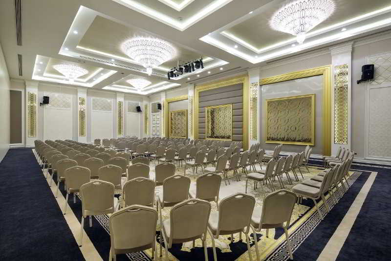 Bellis Deluxe Hotel
