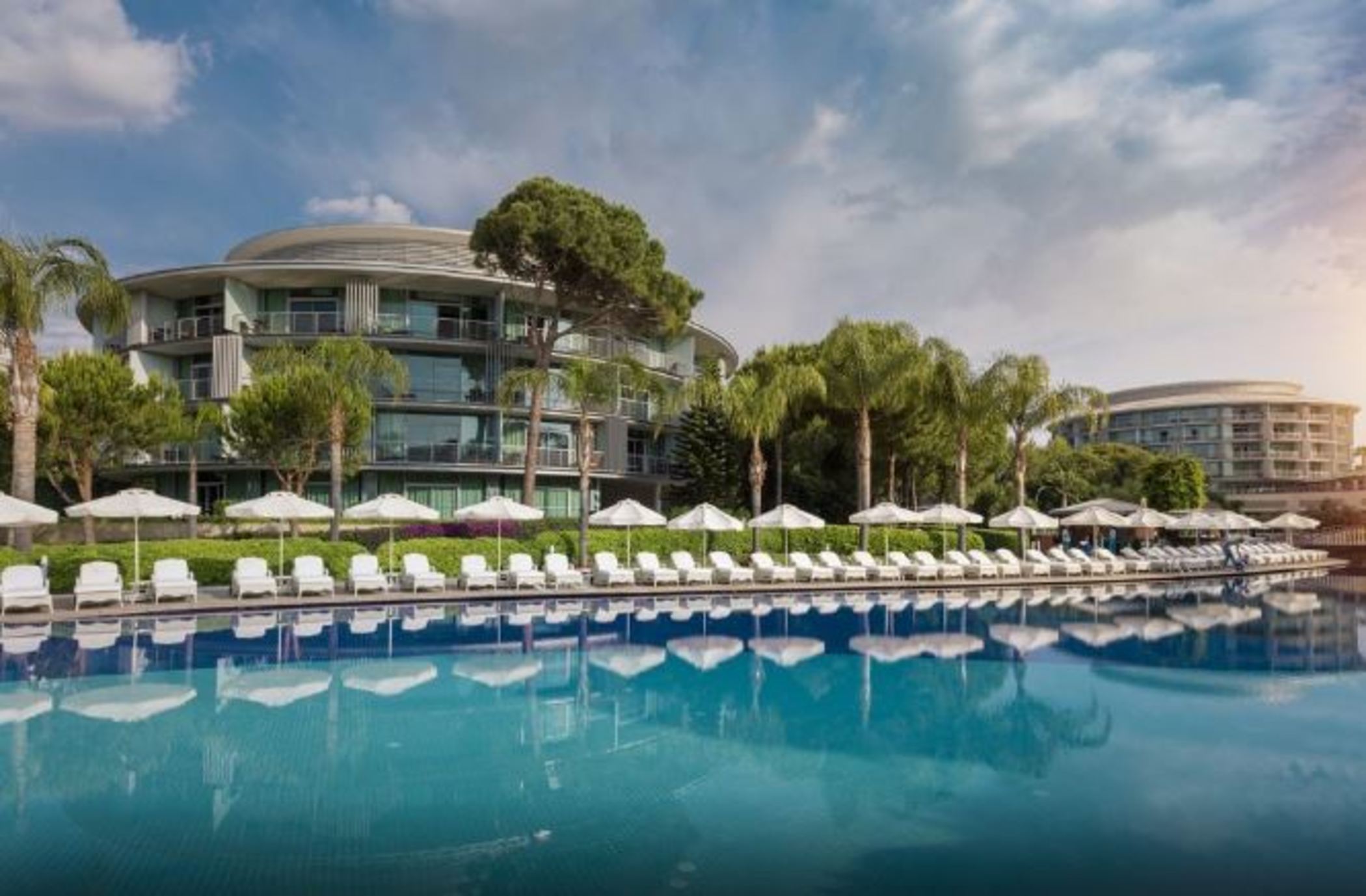 Calista Luxury Resort