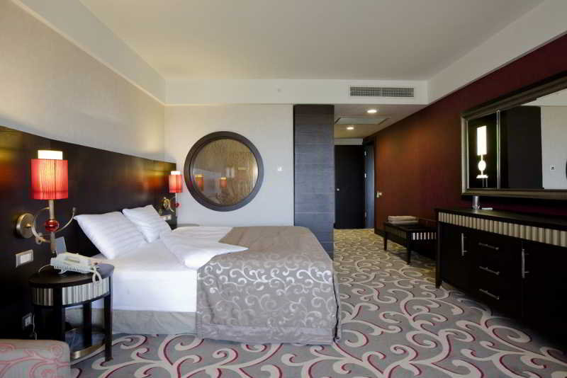 Cornelia Diamond Golf Resort & Spa