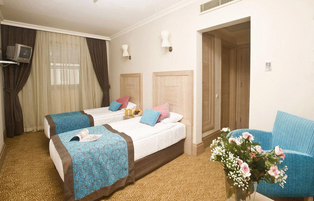 Crystal Family Resort & Spa