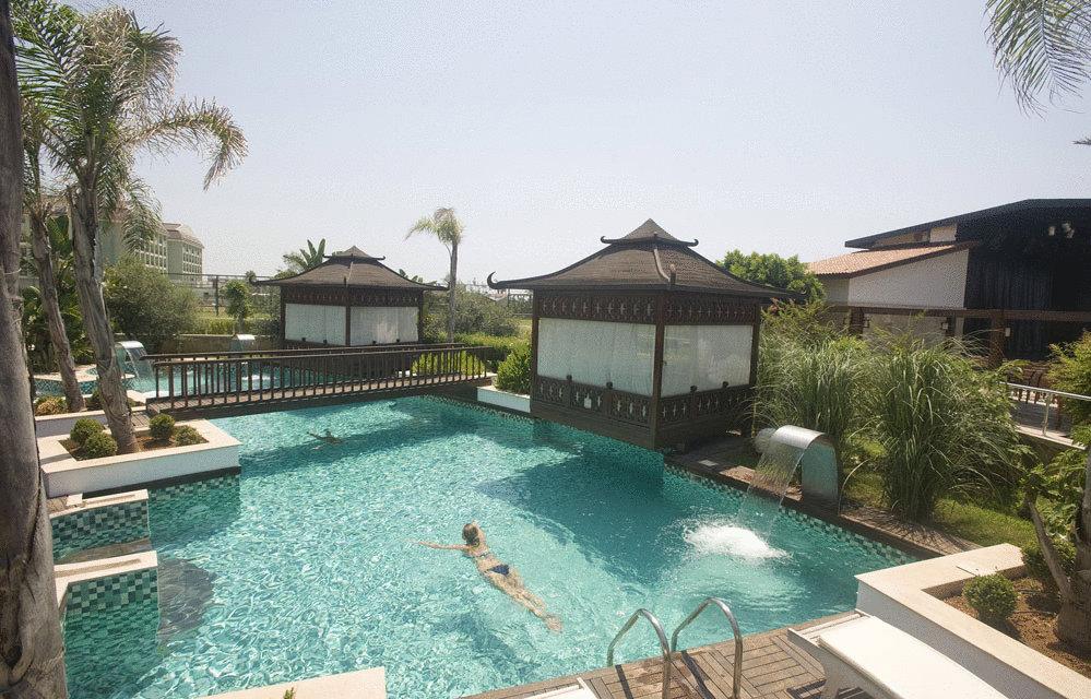 Crystal Family Resort & Spa