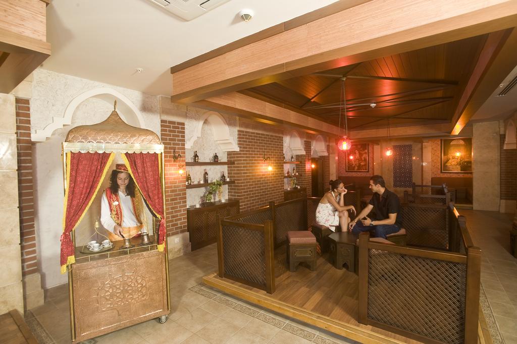 Crystal Family Resort & Spa