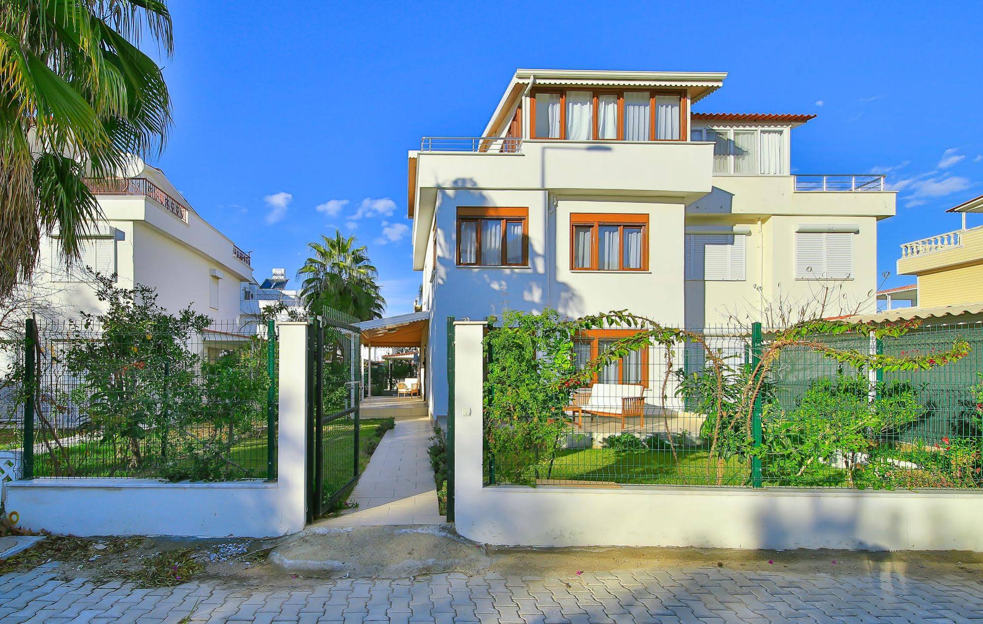 EV Villas