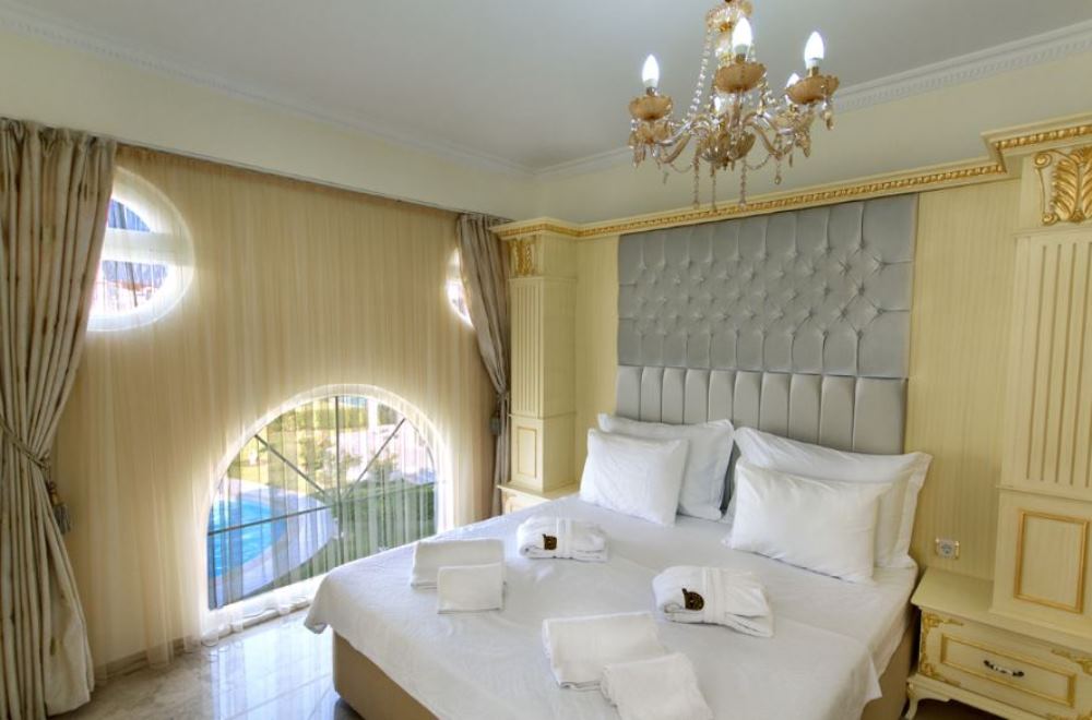Helios Villa