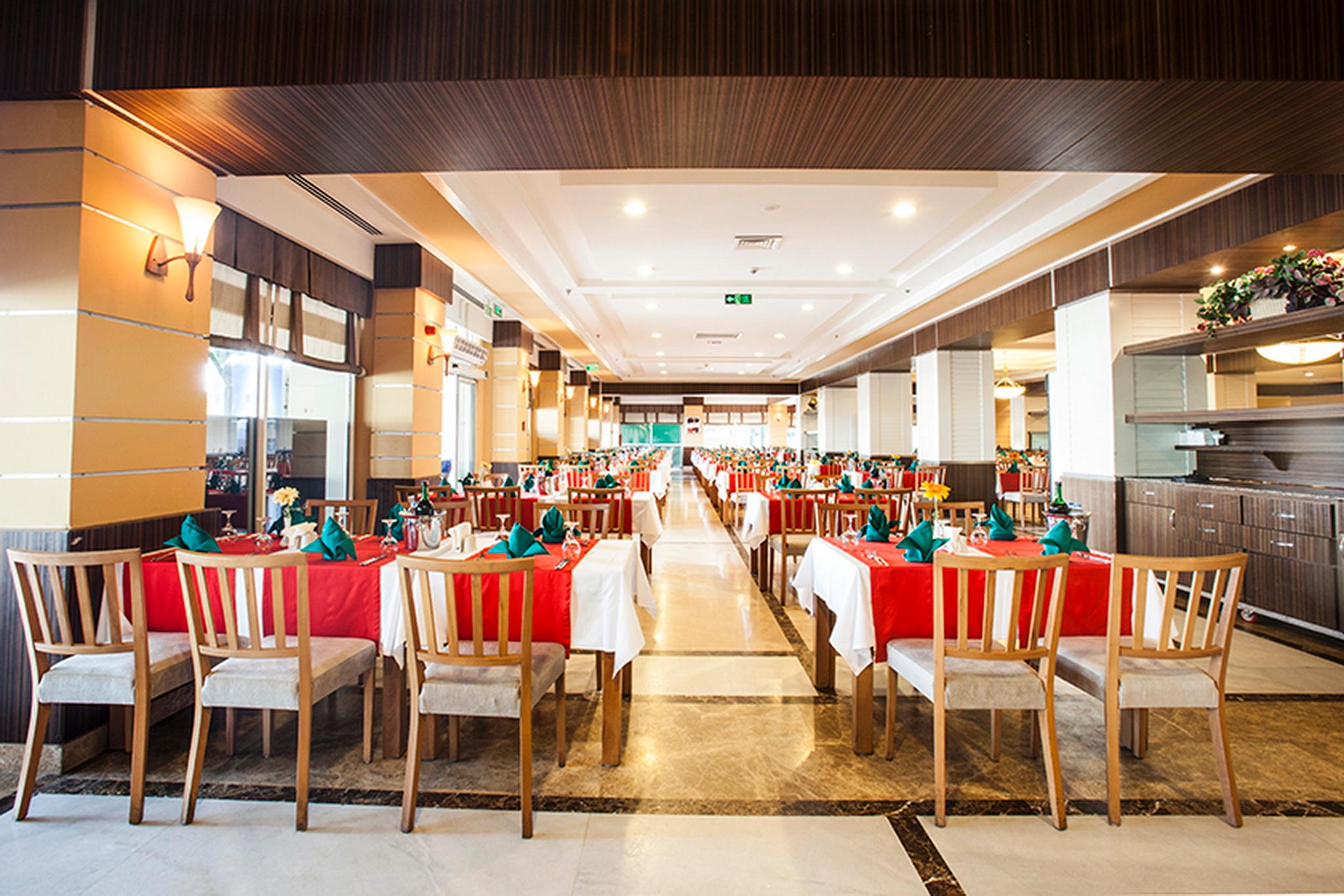 Max Holiday Hotels Belek