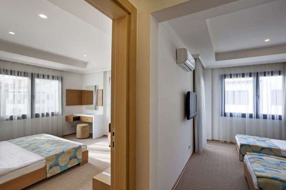 River Resort Hotel