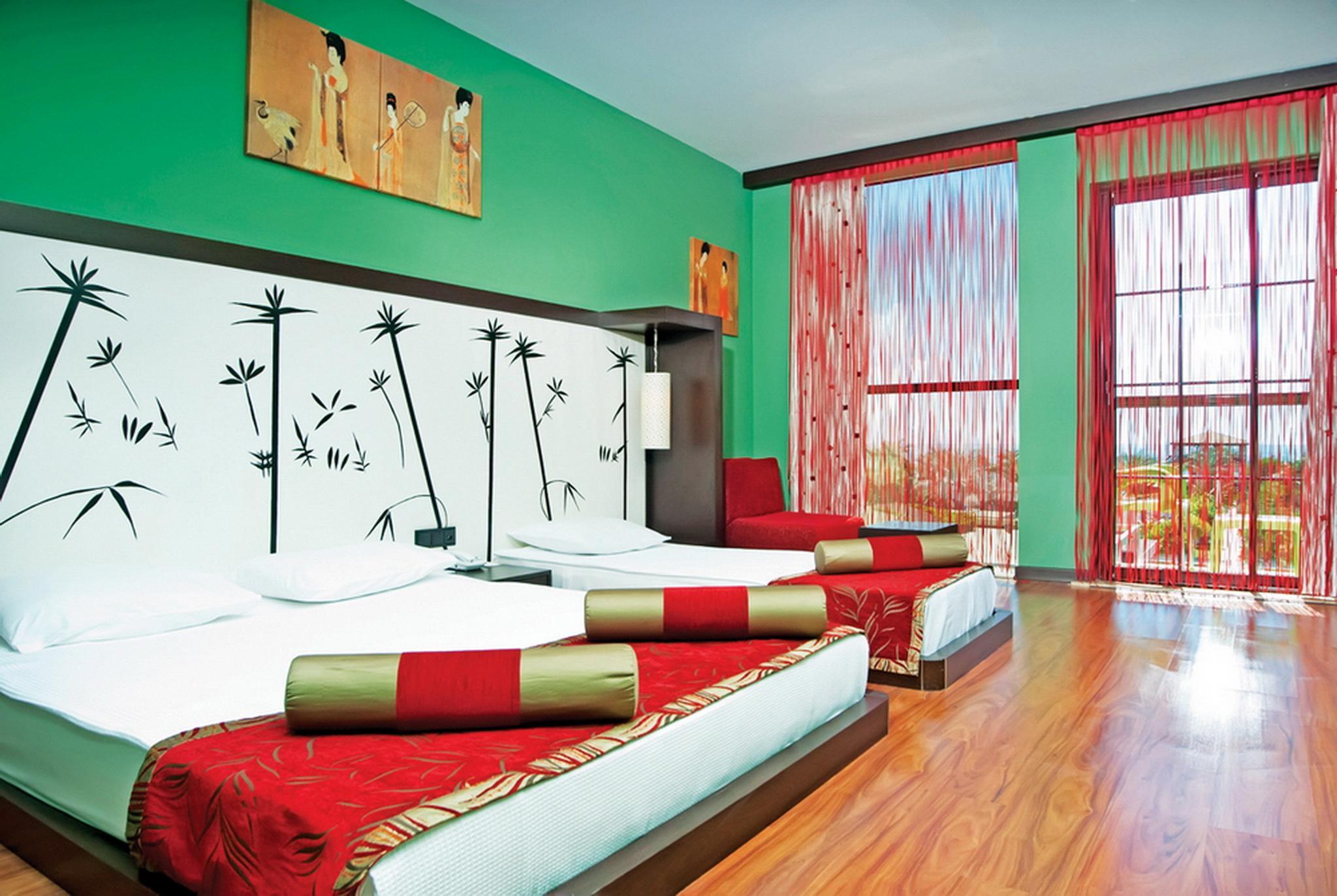 Siam Elegance Hotels & Spa