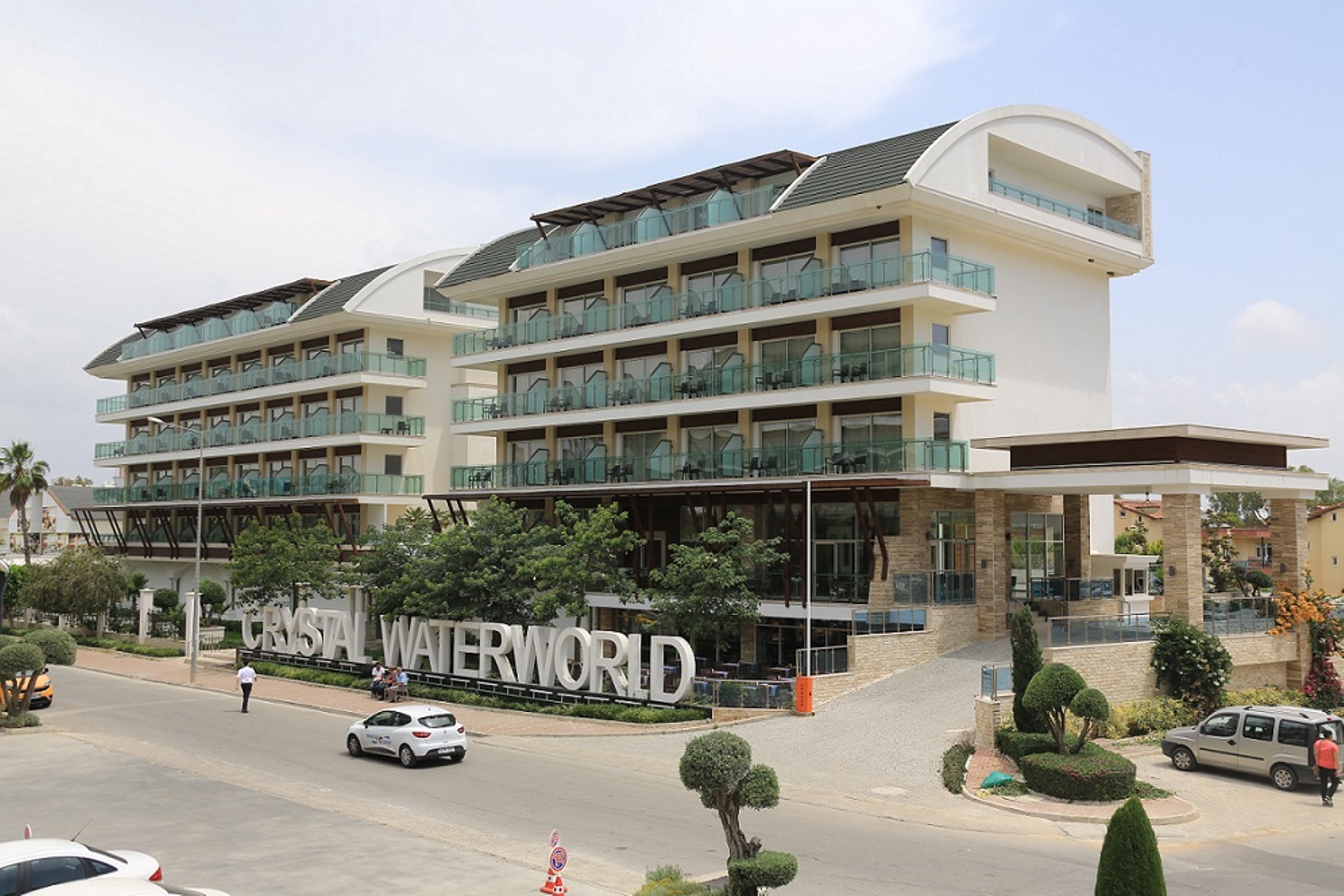 Crystal Waterworld Park Resort & Spa