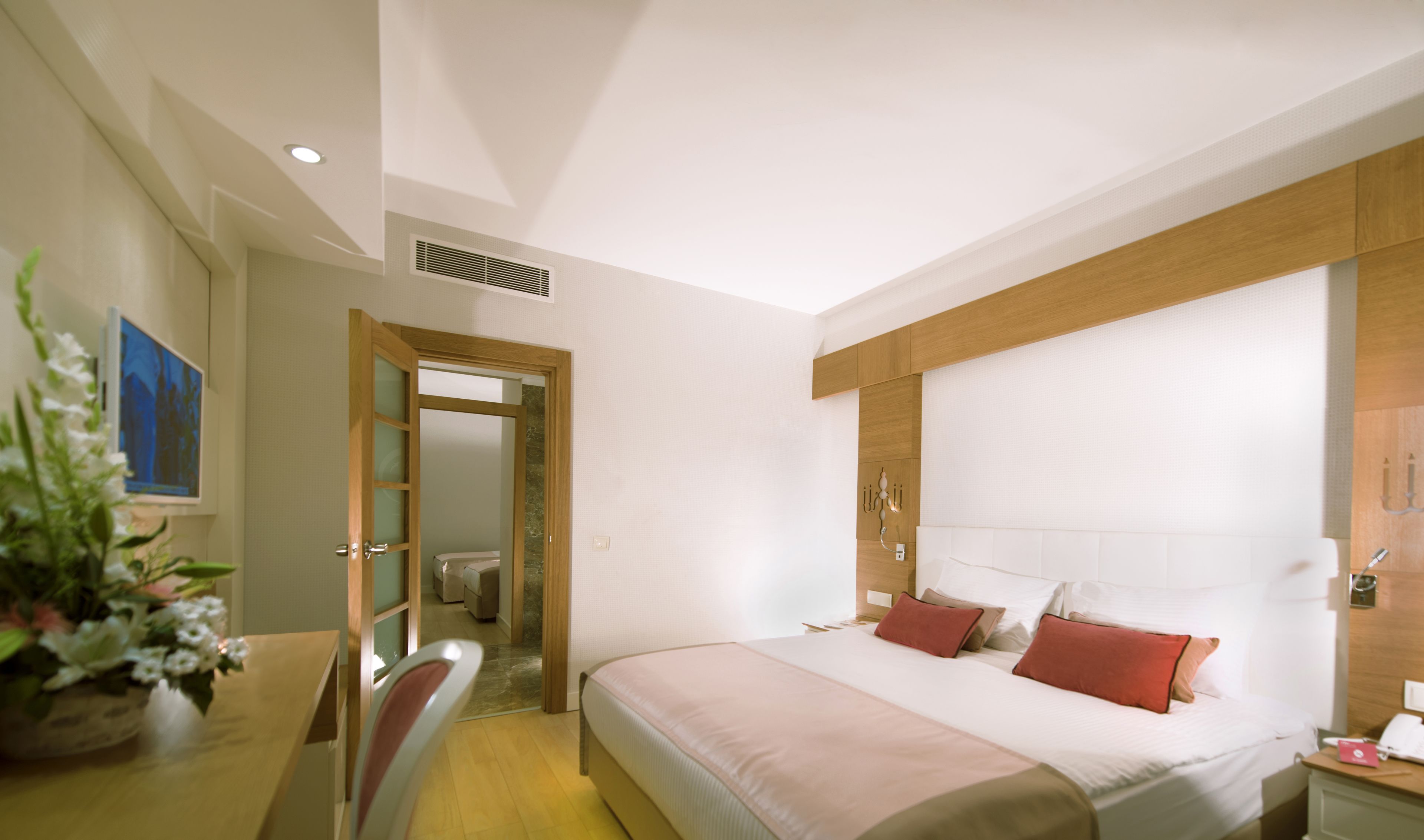 Port Nature Luxury Resort Hotel & Spa