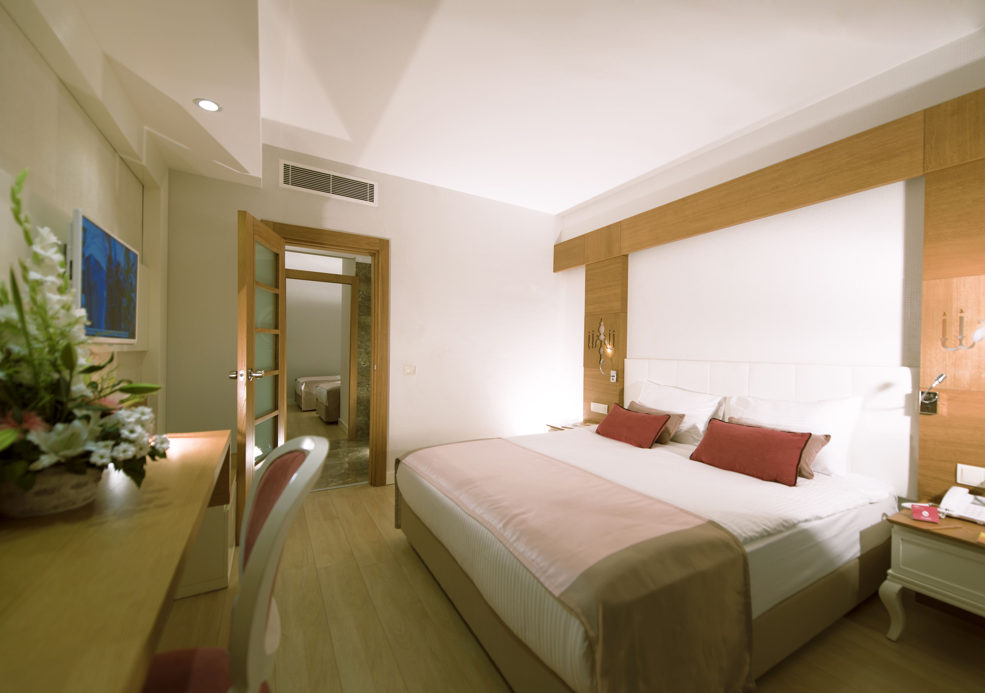 Port Nature Luxury Resort Hotel & Spa