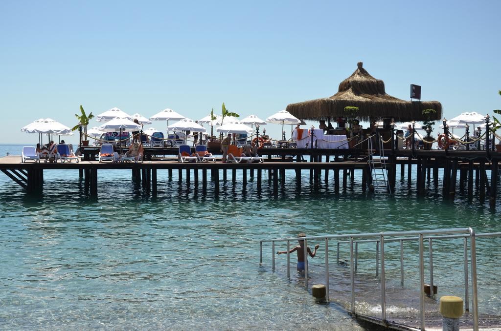 Emelda Sun Club
