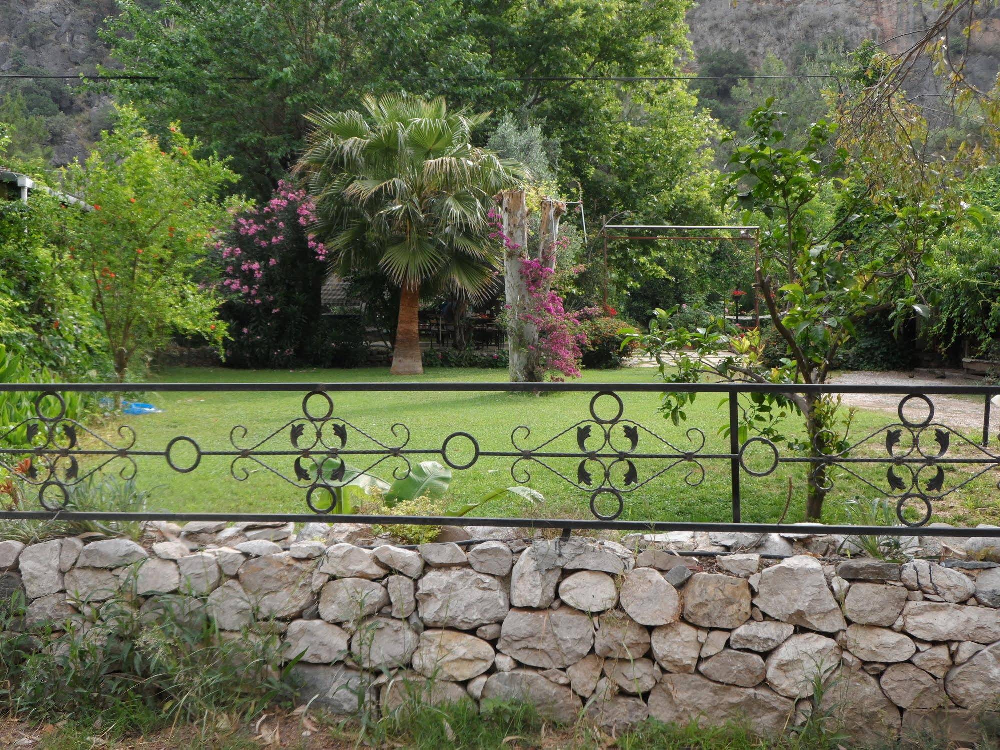 Arya Holiday Houses