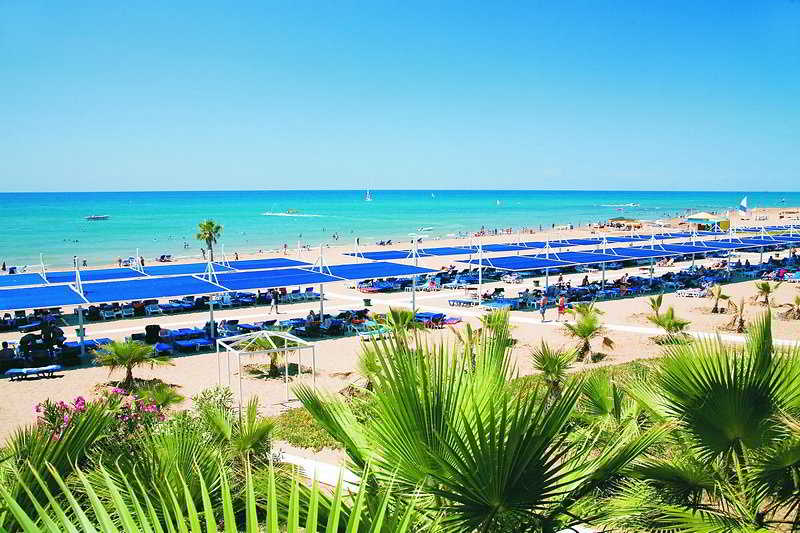 Club Grand Aqua