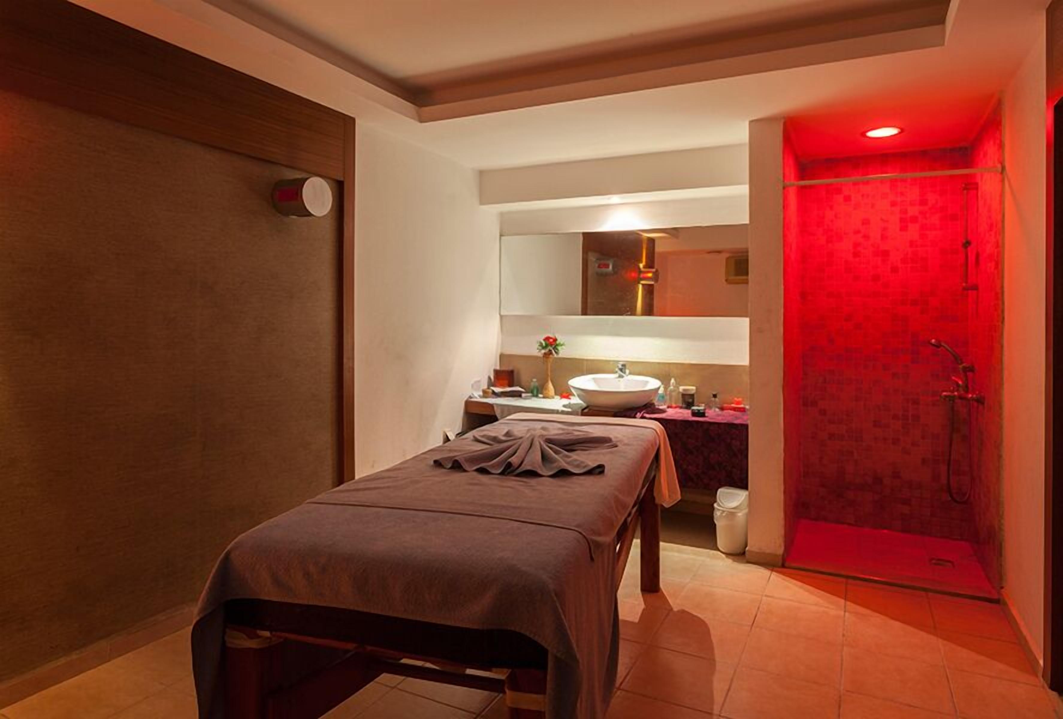 Side Story Resort & Spa