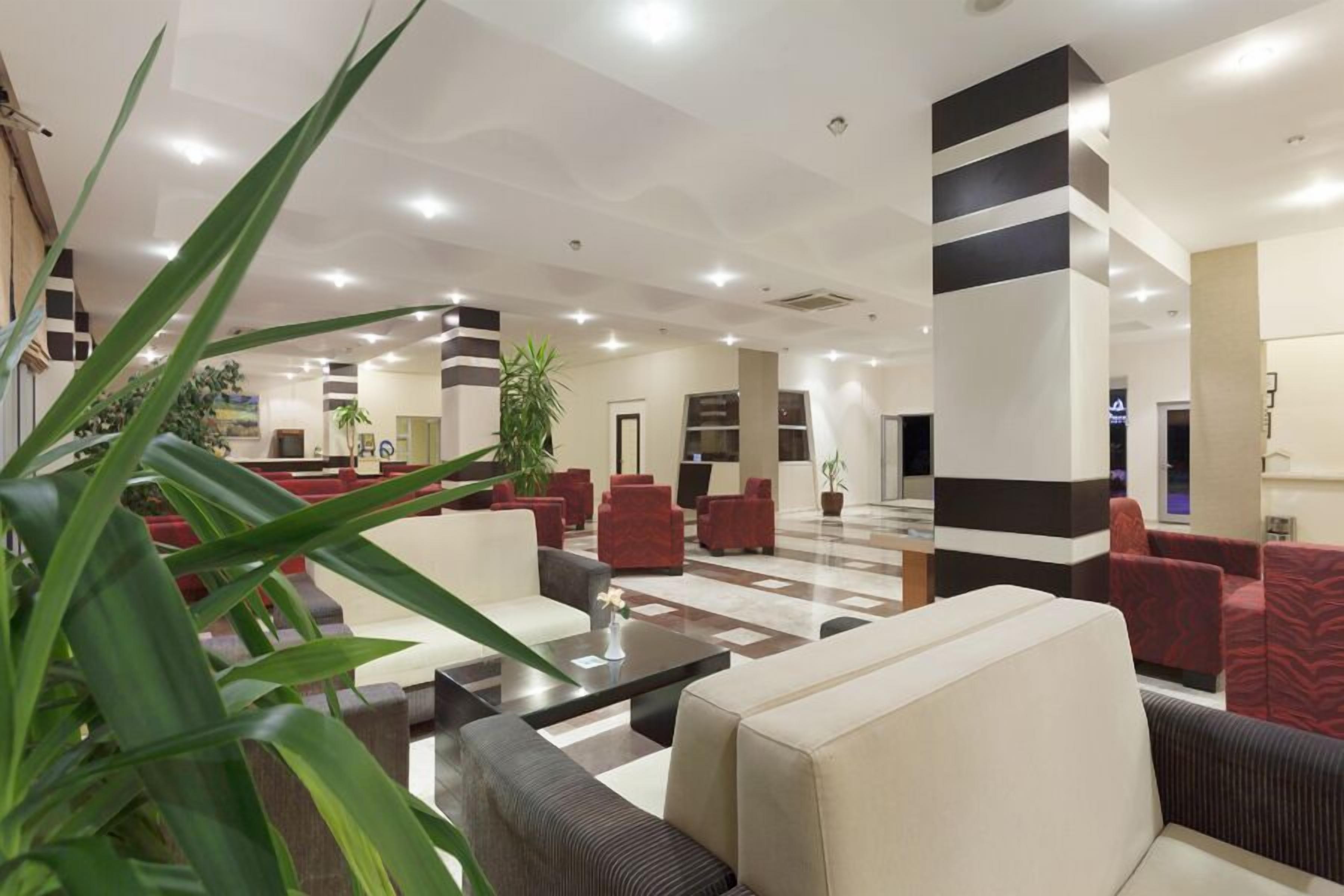 Side Story Resort & Spa