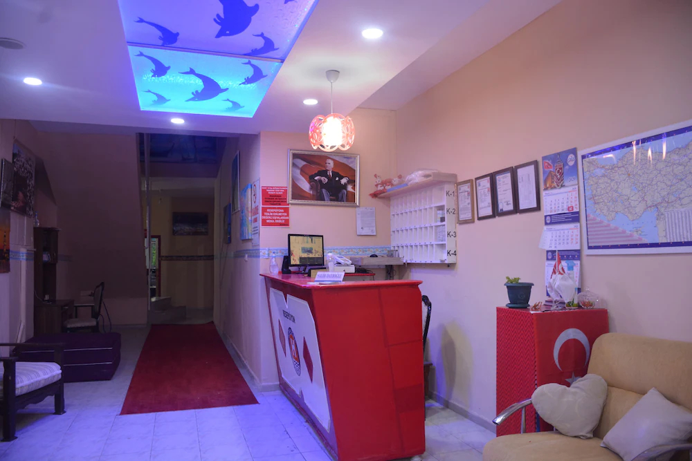 Hira Hotel