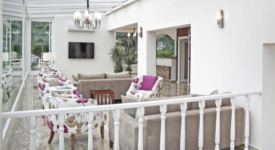 Olbios Marina Resort