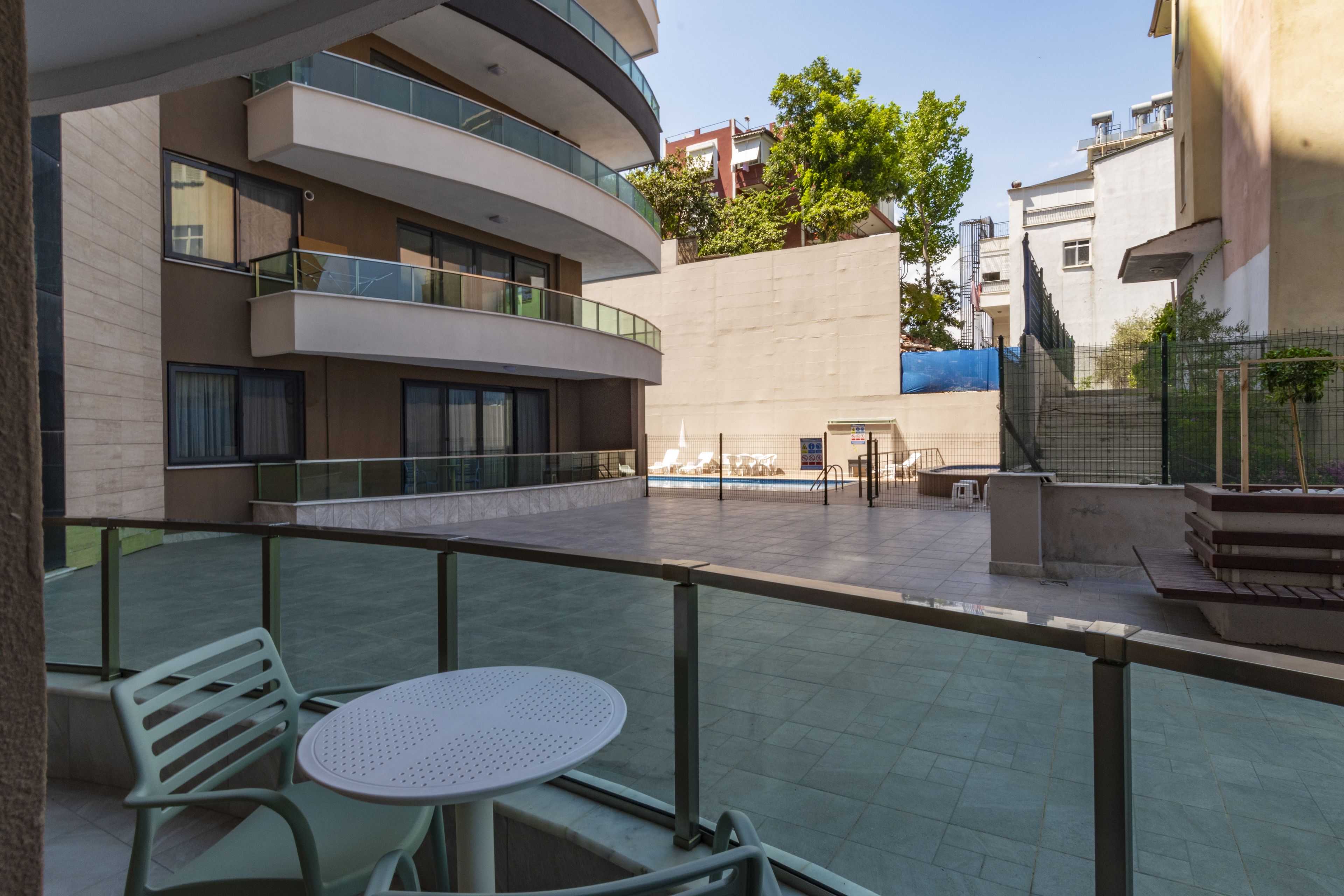 Fortunella Suits & Villas