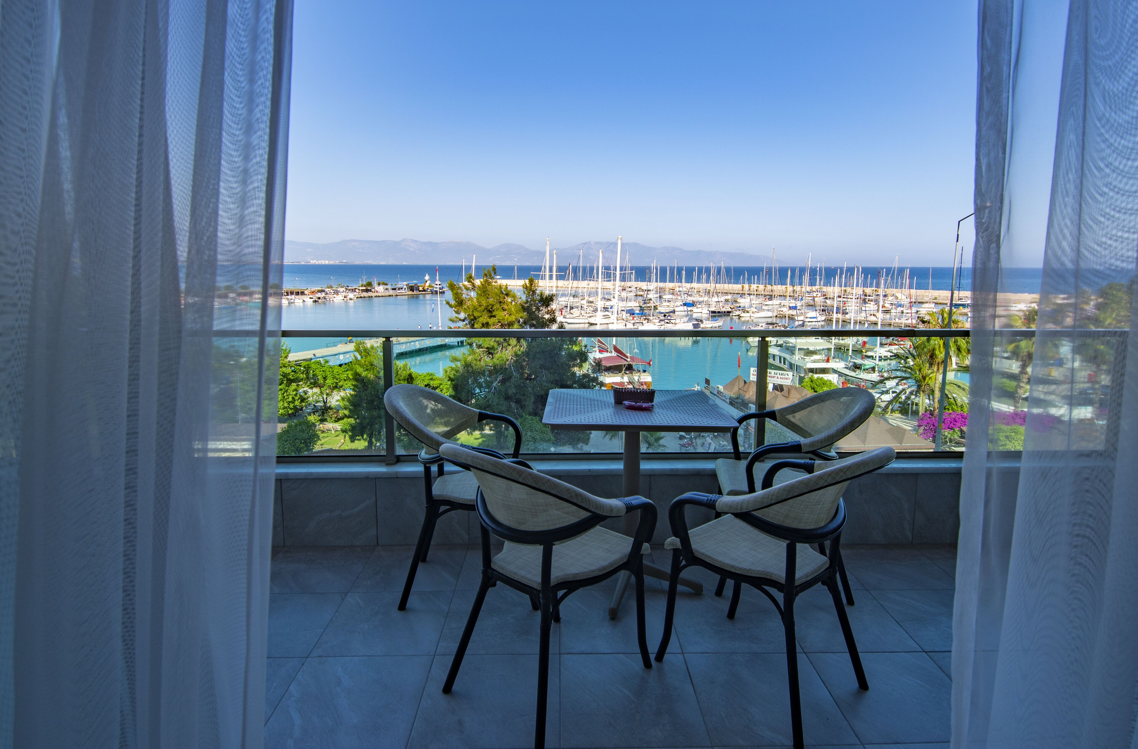 Fortunella Suits & Villas