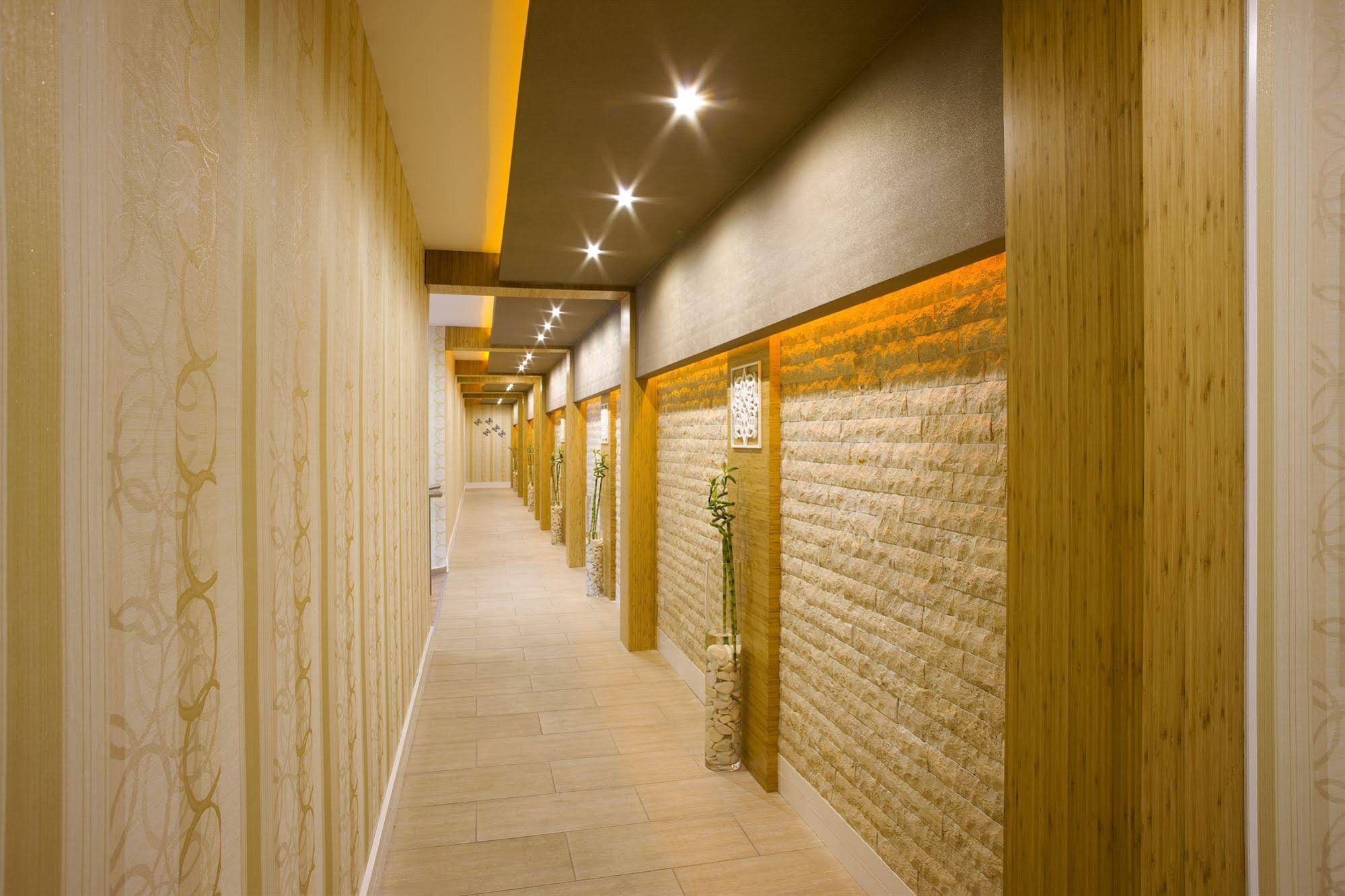 Presa Di Finica Hotel & Suites