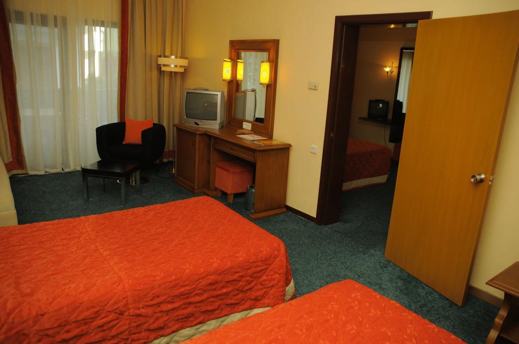 Club Boran Mare Beach