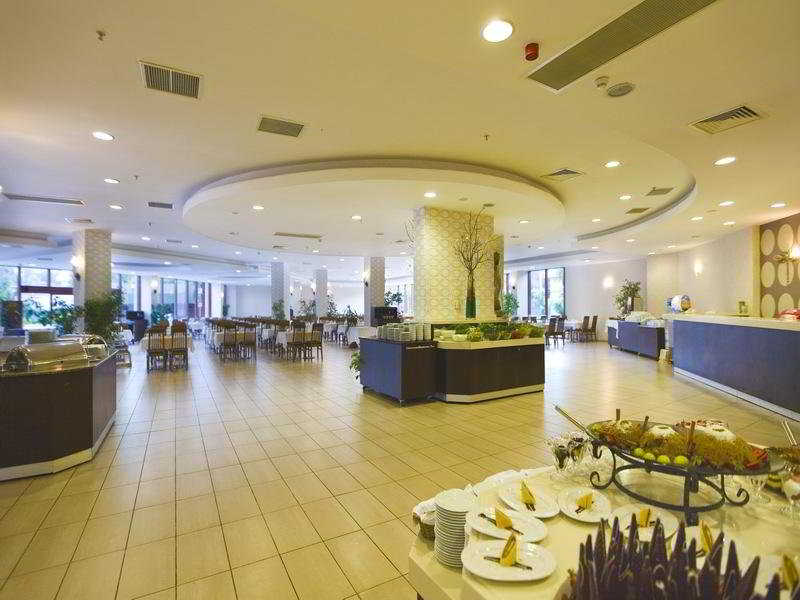 Perre La Mer Hotel Resort & Spa