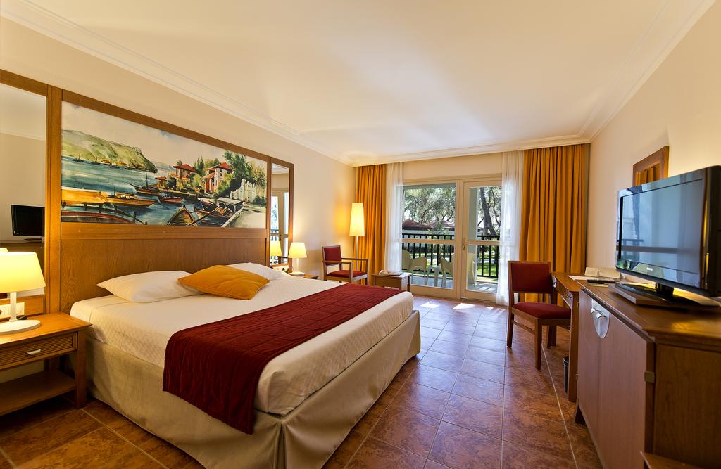 Seven Seas Hotel Life