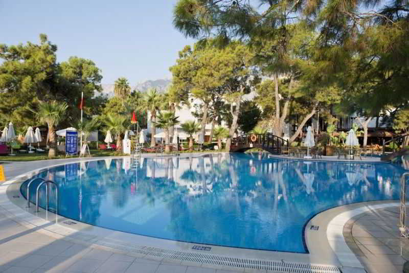 Seven Seas Hotel Life