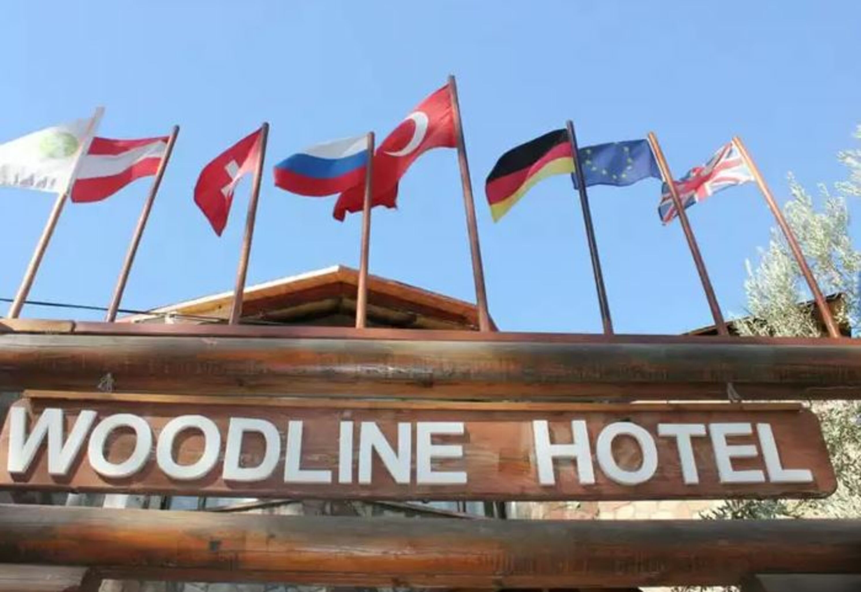 Woodline Hotel
