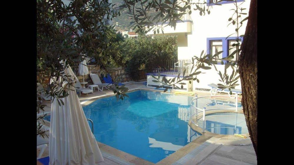 Lizo Hotel