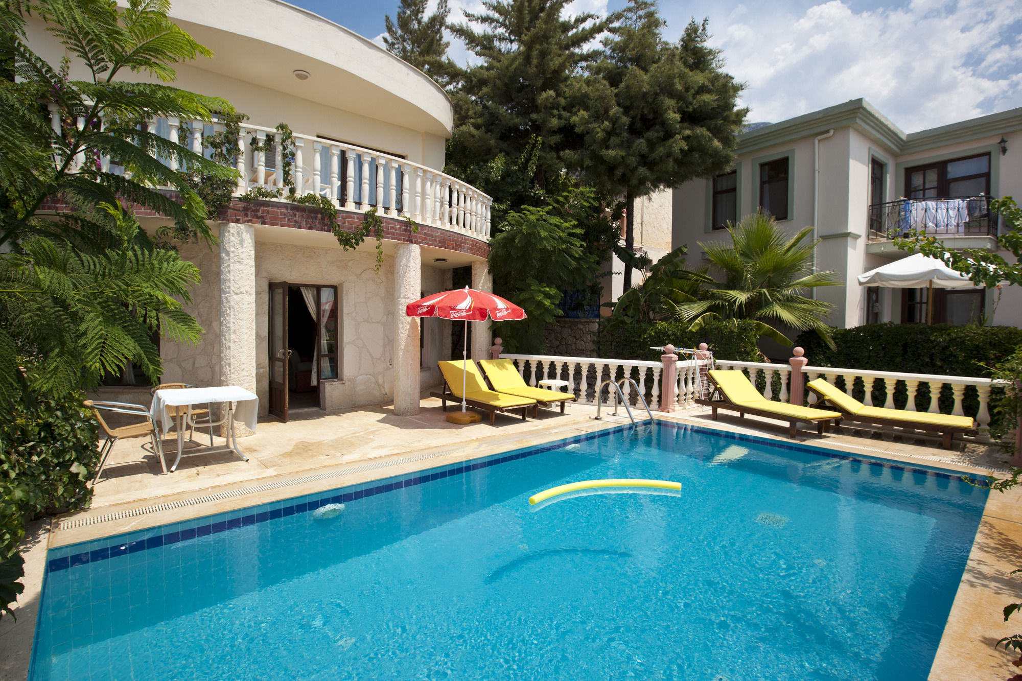 BG Villa's and Apart's