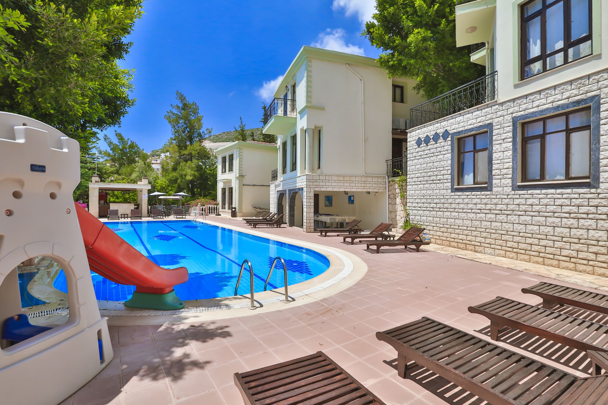 BG Villa's and Apart's