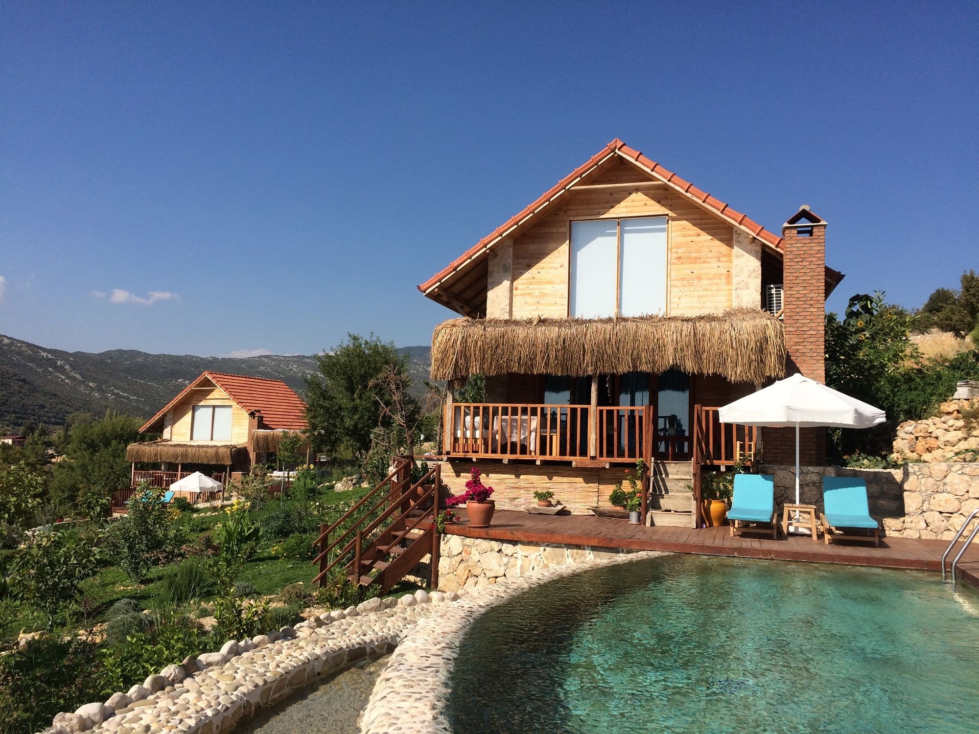 Ambar Cabins