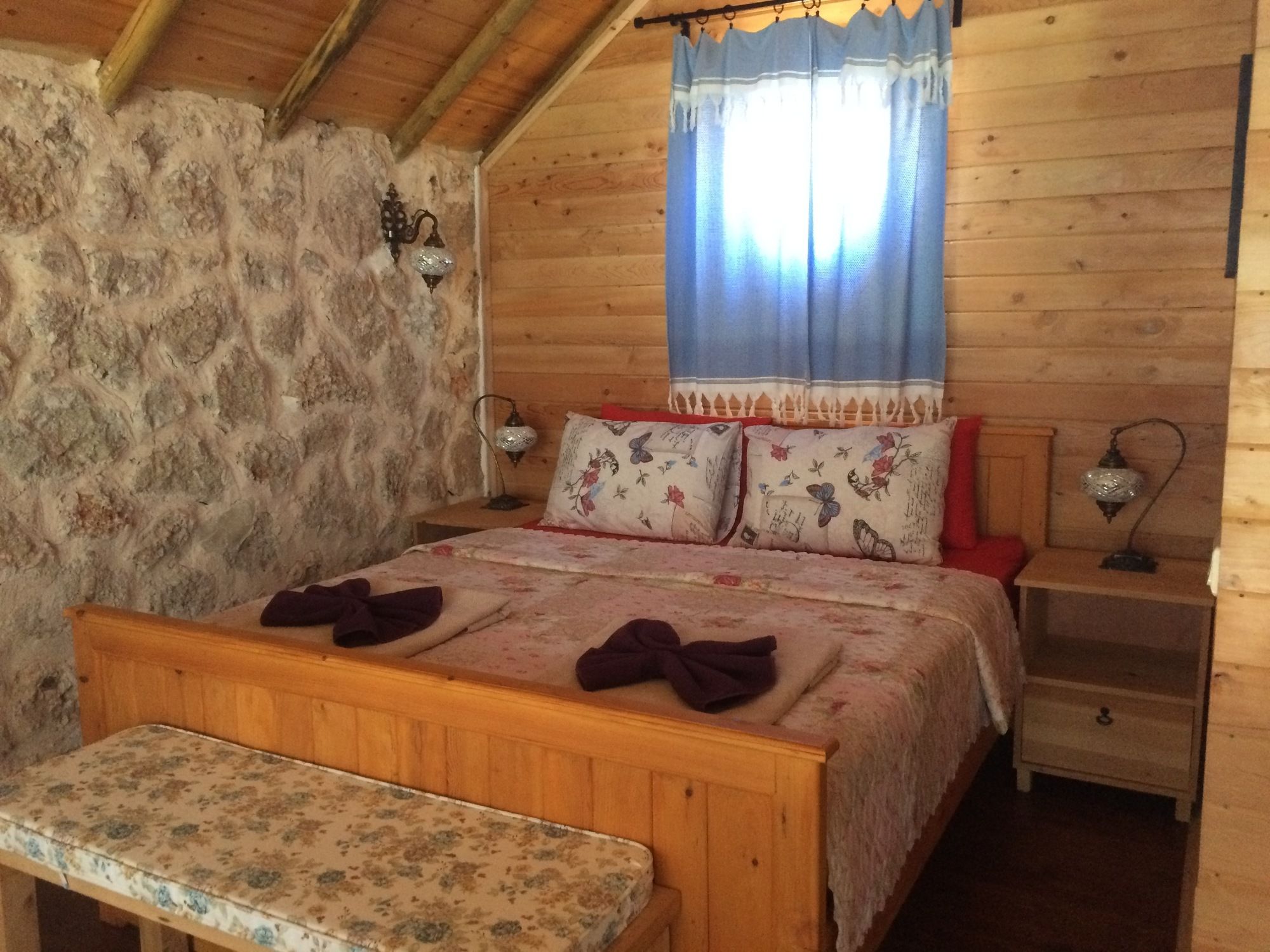 Ambar Cabins