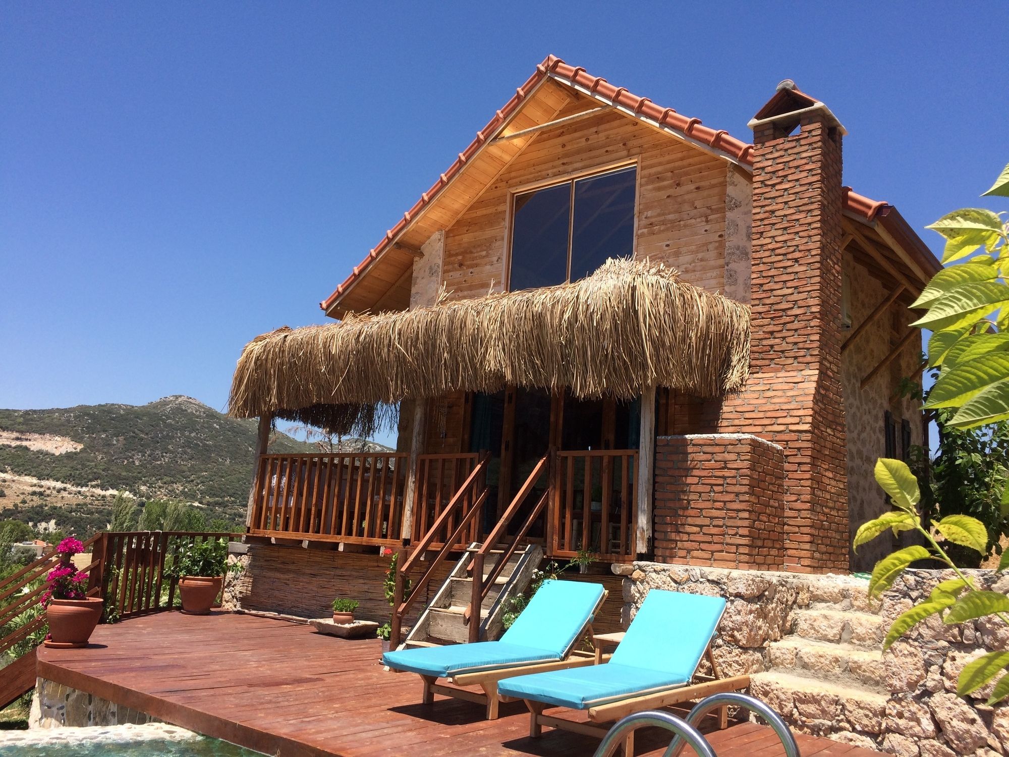 Ambar Cabins