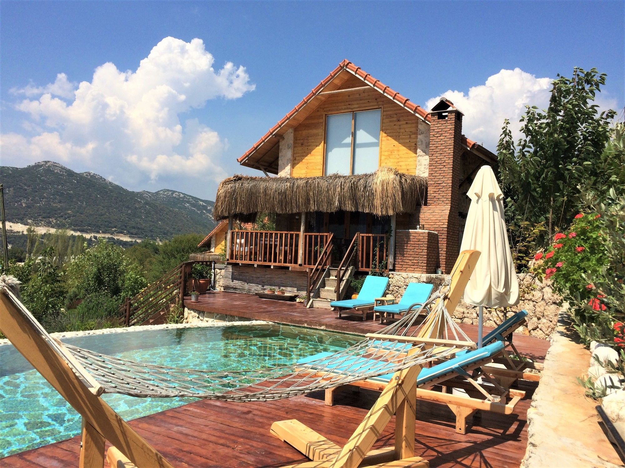 Ambar Cabins